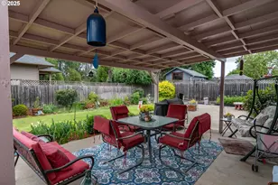 962 NW Keasey St, Roseburg, OR 97471 - Photo 30