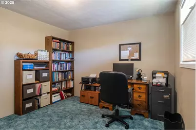 962 NW Keasey St, Roseburg, OR 97471 - Photo 28