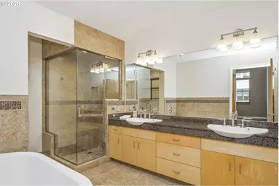 821 NW 11th Ave #609, Portland, OR 97209 - Photo 28