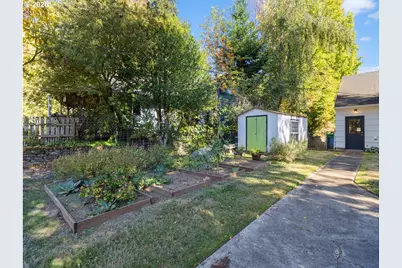 6407 SW 47th Pl, Portland, OR 97221 - Photo 24