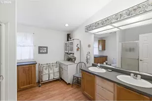 660 Wassom St, Lebanon, OR 97355 - Photo 28