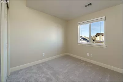 16915 SE 6th St, Vancouver, WA 98684 - Photo 28