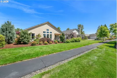 12618 SW Peachvale St, King City, OR 97224 - Photo 40