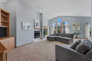 12618 SW Peachvale St, King City, OR 97224 - Photo 4