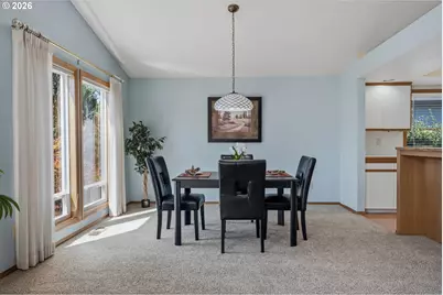 12618 SW Peachvale St, King City, OR 97224 - Photo 8