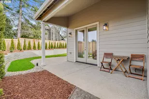 3853 Carman Dr, Lake Oswego, OR 97035 - Photo 22