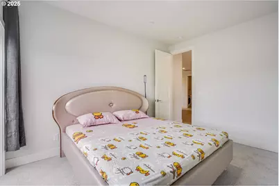 3853 Carman Dr, Lake Oswego, OR 97035 - Photo 18