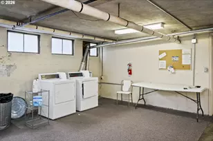 1420 NE 21st Ave, Portland, OR 97232 - Photo 40