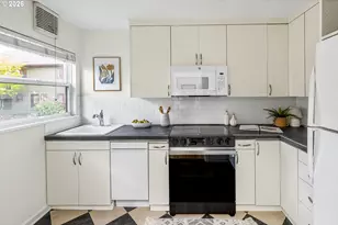 1420 NE 21st Ave, Portland, OR 97232 - Photo 14
