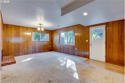 19560 SW Madeline St, Beaverton, OR 97078 - Photo 26