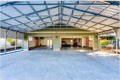 19560 SW Madeline St, Beaverton, OR 97078 - Photo 44