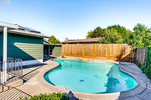 19560 SW Madeline St, Beaverton, OR 97078 - Photo 36