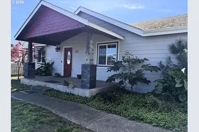 515 Memory Ln, Brookings, OR 97415 - Photo 2