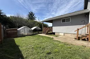 515 Memory Ln, Brookings, OR 97415 - Photo 26