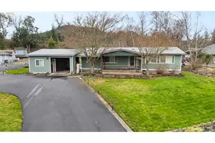 2373 Wild River Dr, Roseburg, OR 97470 - Photo 2