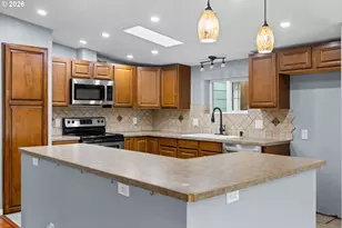 2373 Wild River Dr, Roseburg, OR 97470 - Photo 12