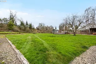 2373 Wild River Dr, Roseburg, OR 97470 - Photo 26