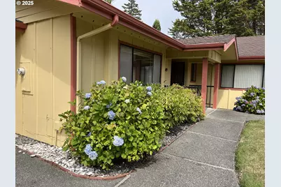 849 Brookhaven Dr #11A, Brookings, OR 97415 - Photo 2