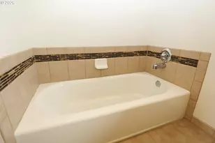 1528 NW Eden St, Roseburg, OR 97470 - Photo 30