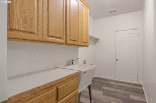3421 Quail Ridge Ln, Eugene, OR 97404 - Photo 18