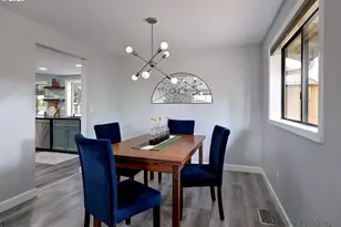 20774 SW 104th Ave, Tualatin, OR 97062 - Photo 8