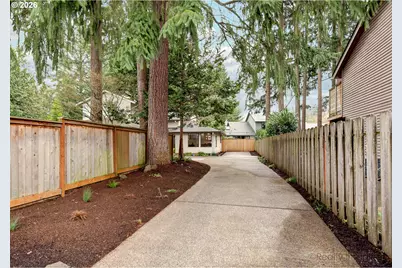 20774 SW 104th Ave, Tualatin, OR 97062 - Photo 44