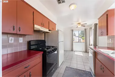 5136 N Fessenden St, Portland, OR 97203 - Photo 14