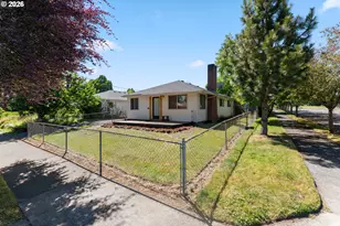 5136 N Fessenden St, Portland, OR 97203 - Photo 2