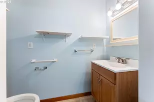 5903 N Houghton St, Portland, OR 97203 - Photo 22