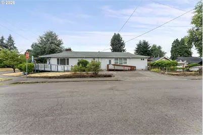 5903 N Houghton St, Portland, OR 97203 - Photo 2
