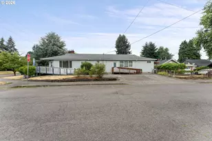 5903 N Houghton St, Portland, OR 97203 - Photo 2