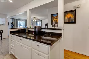 2420 NE 86th Ave, Portland, OR 97220 - Photo 12
