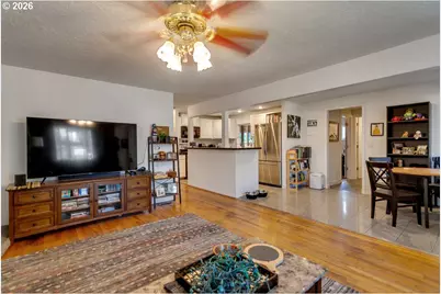 2420 NE 86th Ave, Portland, OR 97220 - Photo 6
