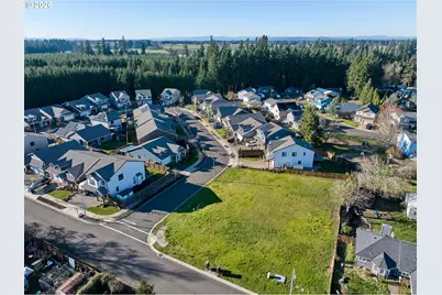 2621 N Lydia Loop, Hubbard, OR 97032 - Photo 2