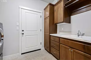 51 Grizzly Ave, Eugene, OR 97404 - Photo 34