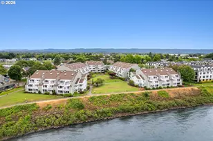 275 N Hayden Bay Dr, Portland, OR 97217 - Photo 2