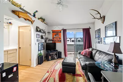 275 N Hayden Bay Dr #275, Portland, OR 97217 - Photo 12