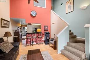 275 N Hayden Bay Dr, Portland, OR 97217 - Photo 10