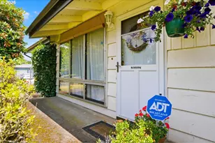 1014 SE 175th Pl, Portland, OR 97233 - Photo 4