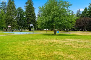 1014 SE 175th Pl, Portland, OR 97233 - Photo 28