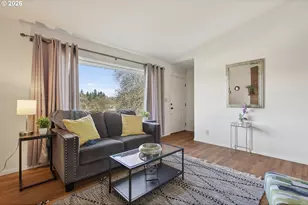 312 SE 2nd St, Winlock, WA 98596 - Photo 6