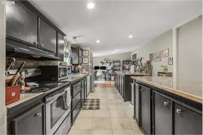 13620 SW Beef Bend Rd #16, Portland, OR 97224 - Photo 6