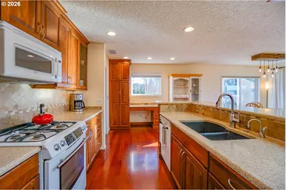 33525 SE 20th St, Washougal, WA 98671 - Photo 10