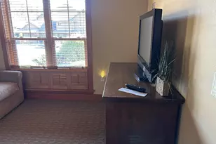 132 E Surfcrest Ave, Cannon Beach, OR 97110 - Photo 12