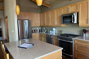 132 E Surfcrest Ave, Cannon Beach, OR 97110 - Photo 10
