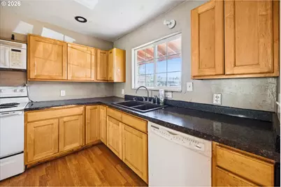 49719 SW Scoggins Valley Rd, Gaston, OR 97119 - Photo 8