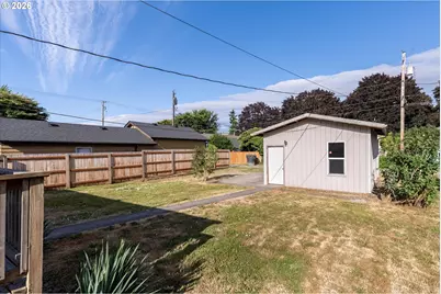 1217 7th Ave, Longview, WA 98632 - Photo 24