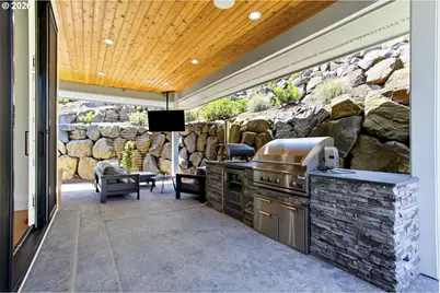 18165 SW Siena Dr, Lake Oswego, OR 97034 - Photo 38