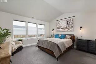 450 NE Oak Ct, Redmond, OR 97756 - Photo 12