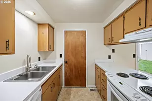 1760 Bryant Ave, Cottage Grove, OR 97424 - Photo 20